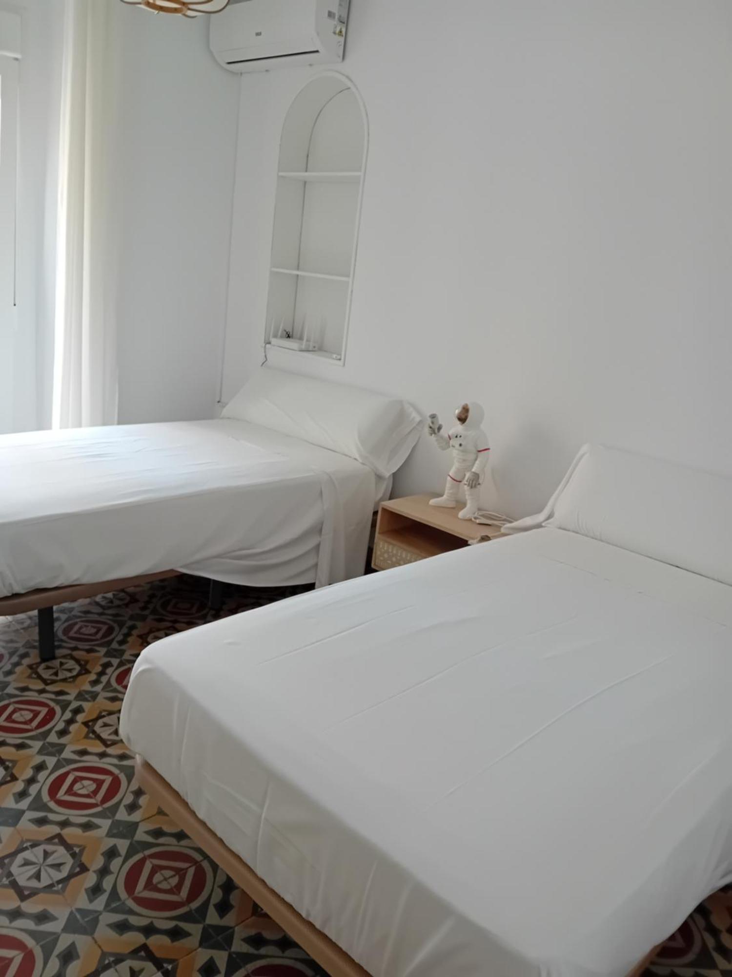 Apartamento Plaza San Francisco Trujillo Luaran gambar